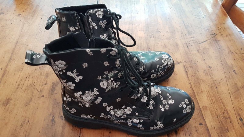 girls doc marten style boots
